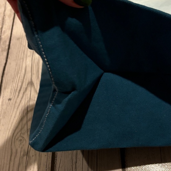 Athleta Gradient Blue Tote Bag NWOT athletic leisure bag great for gym - Picture 7 of 7